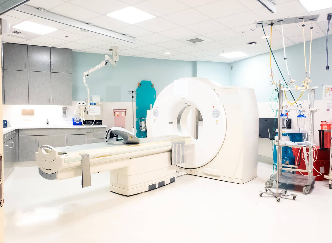 Multi-slice computed tomography CT scanner suite with motorized table and gantry